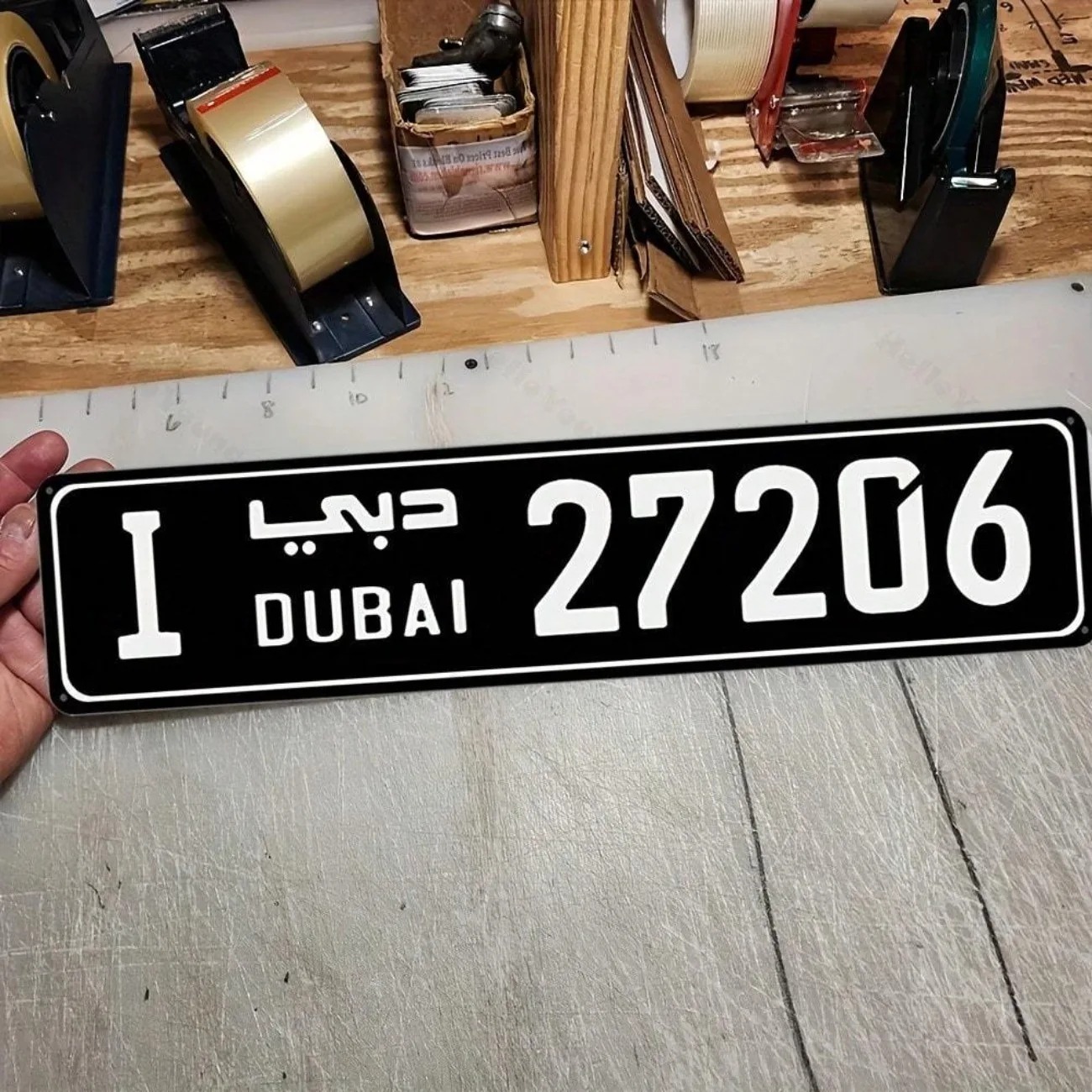 Car Accessories Dubai - Kazımalı Alüminyum Dubai Temalı Sokak Tabelası,